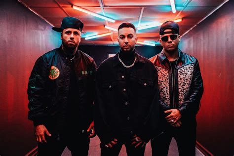 JUSTINQUILES Estrena COMERTE A BESOS Junto A NICKYJAM Y WISIN