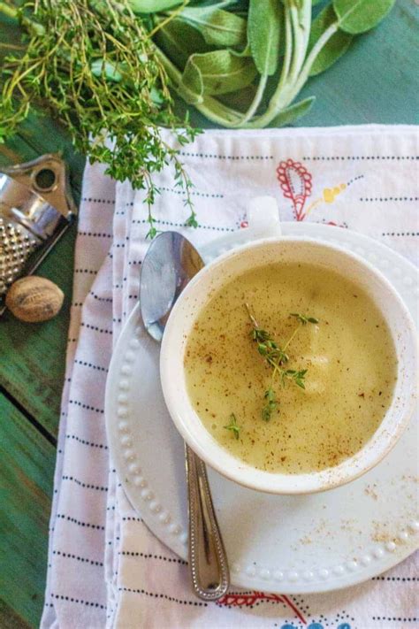 People often group this popular european staple food with root both the turnip and its leafy greens are tasty and nutritious. Creamy Turnip and Potato Soup | Recipe | Turnip soup ...
