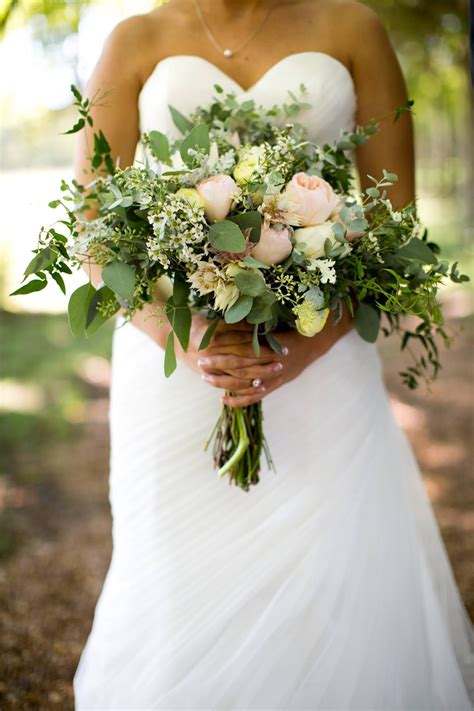 Wholesale flowers online for diy weddings and bulk flowers for special events. Wedding bouquet with garden roses and eucalyptus leaves ...