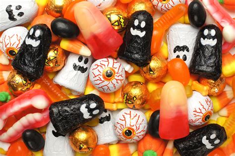 ☑ How To Give Out Candy Halloween 2020 Anns Blog