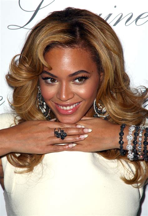 Happy Face Beyonce