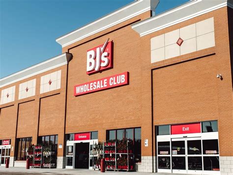 BJ's Wholesale Club In NH Starts Seniors Shopping Hours | Nashua, NH Patch