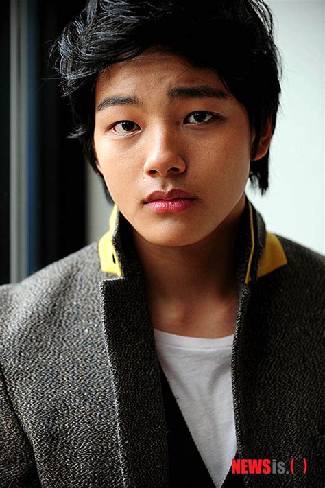 呂珍九, born august 13, 1997) is a south korean actor. METS' Yeo Jin Goo Is A Heartthrob For NEWSis | Couch Kimchi