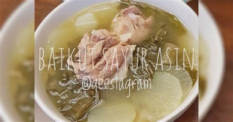 Panaskan minyak, tumis bawang putih hingga harum. Resep #25 Baikut Sayur Asin Lobak (non halal) oleh ...