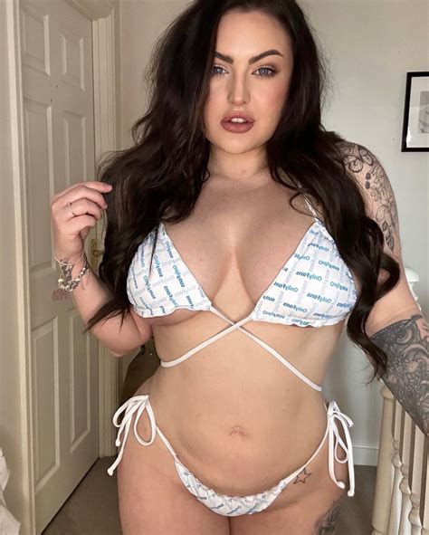 TW Pornstars NATALIA REYNOLDS Twitter The Bikini Doing The Promo For Me OnlyFans