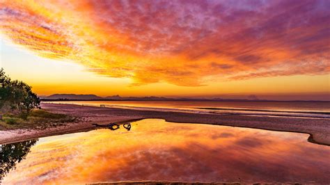 Download Sunset, beach, sky, reflections, clouds, nature, skyline ...