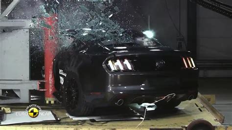 Crashtest Ford Mustang Niet Alleen Onveilig Voor Omstanders Topgear