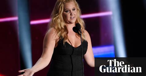 Amy Schumer Throws Sexist Heckler Out Of Stockholm Show Stage The Guardian