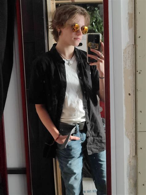 Simple Outfit For Today Feeling Pretty Masc Lesbianfashionadvice