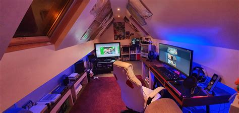 A Cozy Gaming Attic Cozyplaces Attic Game Room Loft Conversion