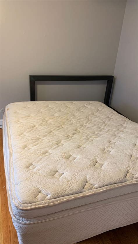 The comparison will appear after the end of the product listings. Queen size pillow top mattress for Sale in Chicago, IL ...