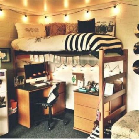 45 Cozy Dorm Room Decorating Youll Love Dorm Room Walls Guy Dorm Rooms Dorm Room Diy