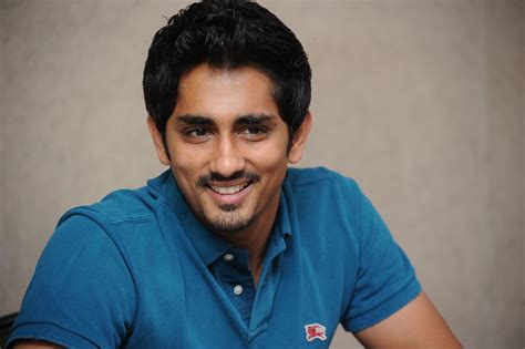 Siddharth is the sort of cool guy who you expect girls to be hanging around every second he's got. Siddharth Photo Collections - Cine Punch