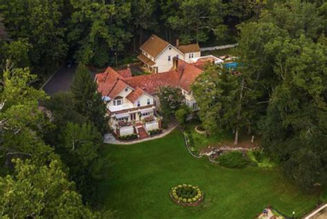 Mansion Where Al Capone Used To Hide Out Could Be Yours For A Cool 1
