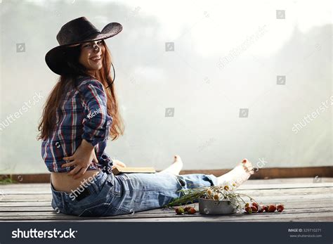 1260 Country Redneck Images Stock Photos And Vectors Shutterstock