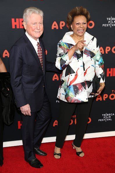 meet roots star leslie uggams husband grahame pratt who she has been married to for 54 years