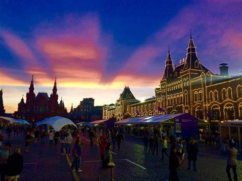 Visit The Red Square At Night Why You Cannot Miss It