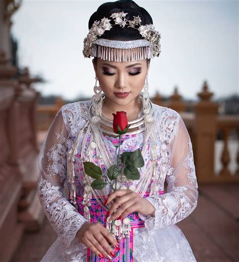 Modern Hmong Wedding Dress