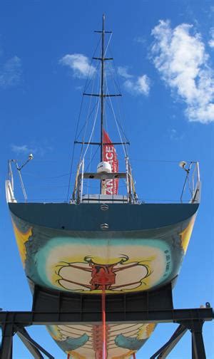 Robin Quivers Boat Apalamikkayla