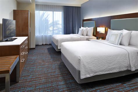 Hotel Rooms And Amenities Springhill Suites At Anaheim Resort