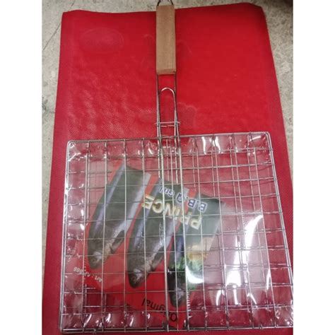 Mesin pemanggang ayam ini sangat membantu anda dalam proses memanggang ayam ataupun bebek panggang, mudah dalam penggunaannya dan mudah dalam perawatannya, body terbuat dari bahan stainless steel, jadi sangat aman untuk produk makanan anda. Jual ALAT PANGGANG JEPIT PANGGANGAN IKAN AYAM ALAT BAKARAN ...