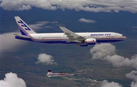 It is the world's largest twinjet. Boeing 777 Archives - This Day in Aviation