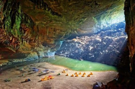 Hang En Cave Swallow Cave 3 Vietnam Voyage Adventure Tours