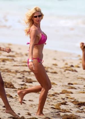 Victoria Silvstedt Bikini Candids In Miami Gotceleb The Best