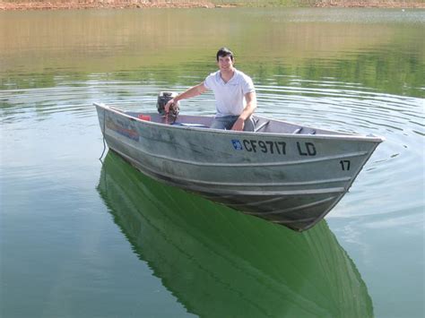 15 Aluminum Fishing Boat