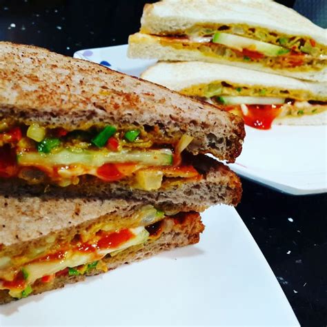 Lima dan 10 inci roti john ditawarkan lima jenis roti john dengan pelbagai kelainan Roti Telur Berempah Ala Roti John Super Mudah Untuk ...