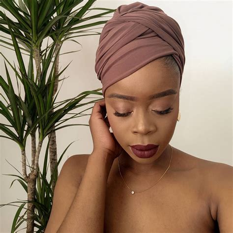 Simple And Classy Headwrap Style For Formal Look In 2020 Head Wrap
