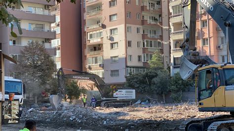 On 17 august 1999, an earthquake in northwestern turkey killed around 17,000 people and left more than 250,000 people homeless. Izmir Earthquake | TZU CHI FOUNDATION (TURKEY)
