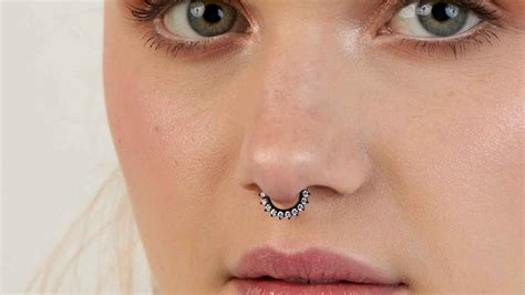 Septum Piercing Guide 2022 Essential Beauty And Piercing