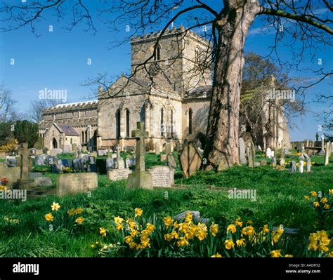 St Oswalds Filey Hi Res Stock Photography And Images Alamy