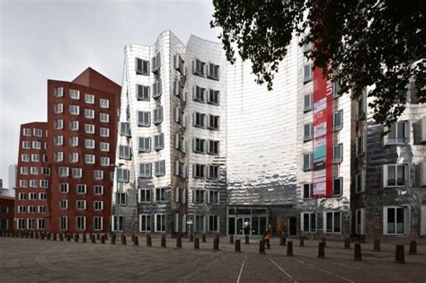Do you see any omissions, errors or want to add information to this page? A&EB 22. Frank Gehry > Der Neuer Zollhof Düsseldorf ...