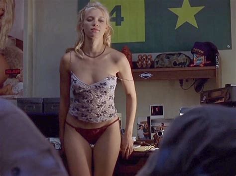 Amy Smart Topless 5 Photos The Fappening