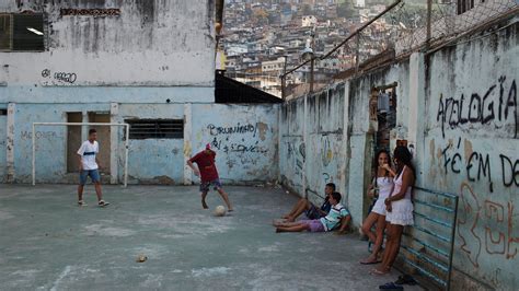 Pickup Soccer In Brazil Has An Allure All Its Own The New York Times