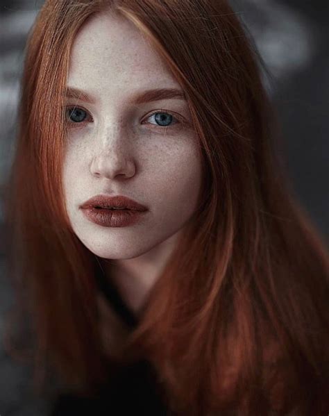 Pin By Fred Kahl On Red Heads Portrait Red Hair Woman Portrait Photography