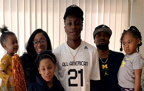 Michigan Commit Xavier Worthy Welcomed to 2021 All-American Bowl - All ...