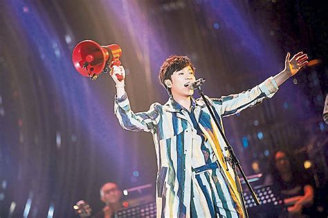 一小时单曲循环 如果声音不记得 吴青峰 热门歌曲 歌曲排行 抖音歌曲 kkbox 动态歌词lyrics. 吳青峰新歌 挨譙抄襲蘇打綠 - 光明日报