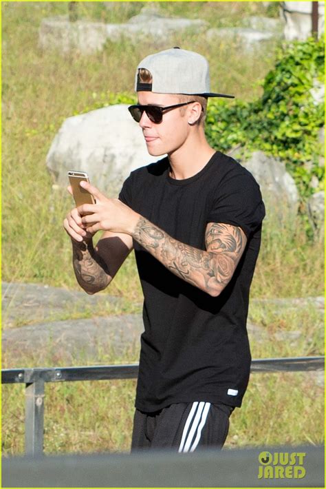 Justin Bieber Captures The Beautiful Roman Sights On His Phone Photo