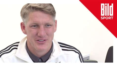 Schweinsteiger, 1 temmuz 1998'de bayern münih ile bir genç takım oyuncusu olarak sözleşme imzaladı ve kulübün. Schweinsteiger: „Der Bundestrainer kann auf mich zählen ...