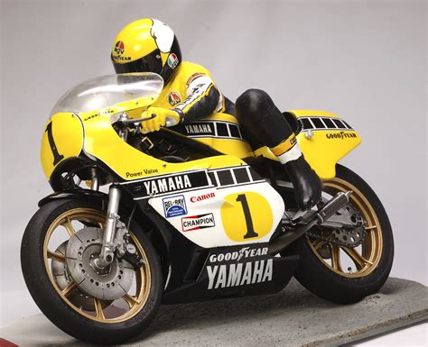 Racing Scale Models Diorama Kenny Roberts 1980 And Yamaha Yzr 500