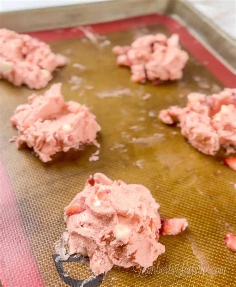 Strawberry Cheesecake Cookies Made With Cake Mix Lamberts Lately
