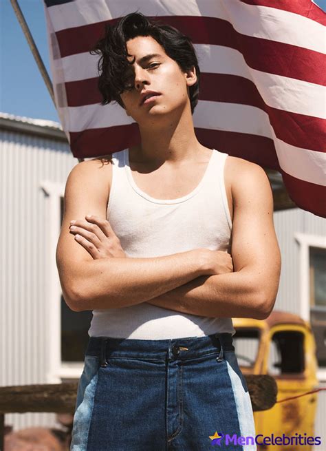 Cole Sprouse Huge Bulge And Underwear Photos Men Celebrities 15540