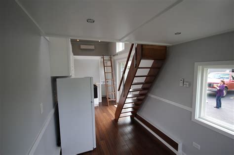 Titan tiny homes believe in building high quality tiny houses that will not only exceed your expectations but will last for many years you can rest easy knowing your home is constructed by the industry s top builders using premium materials with workmanship that is. TINY HOUSE TOWN: The Everest By Titan Tiny Homes