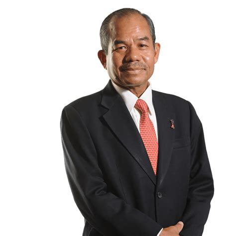 Tan sri mohd sidek began his career in the administrative … tan sri mohd sidek was born in pekan, pahang on 24th june 1951. Petronas Tan Sri Sidek Hassan Appointed Chairman Of MDeC ...