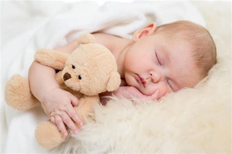 5 Reasons Why Babies Sweat While Sleeping