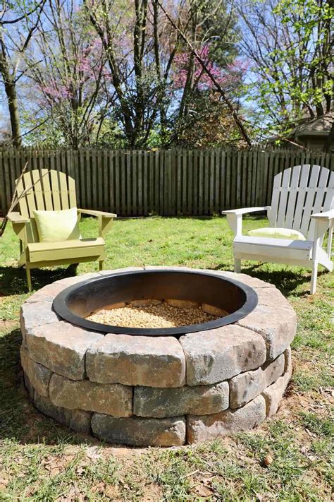 What kind of gravel and how to build it, these are it is wise to make a safe distance between the fire pit and seating area. How to Build a DIY Fire Pit With Gravel, Stones, and Walkway