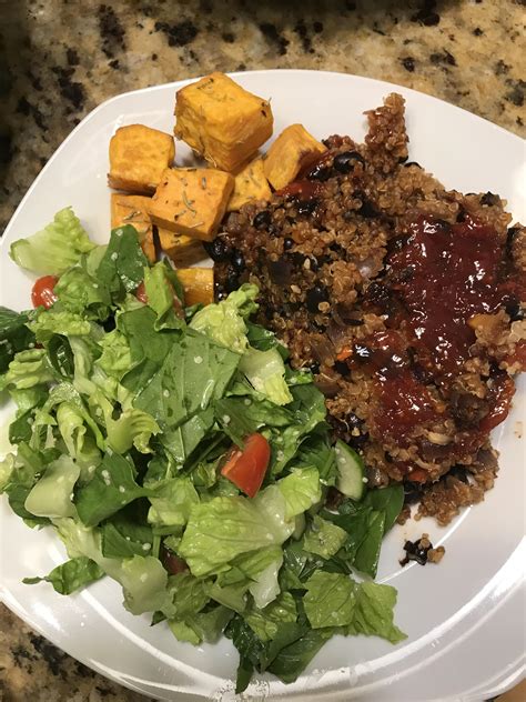 Black beans happen to be our favorite bean, and we use them for burritos, enchiladas, pasta, and more! Black Bean & Quinoa "meatloaf" earlier this week
